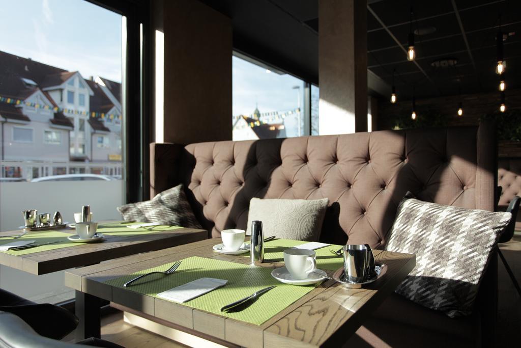 Hotel Aurelia Aldingen  Екстериор снимка
