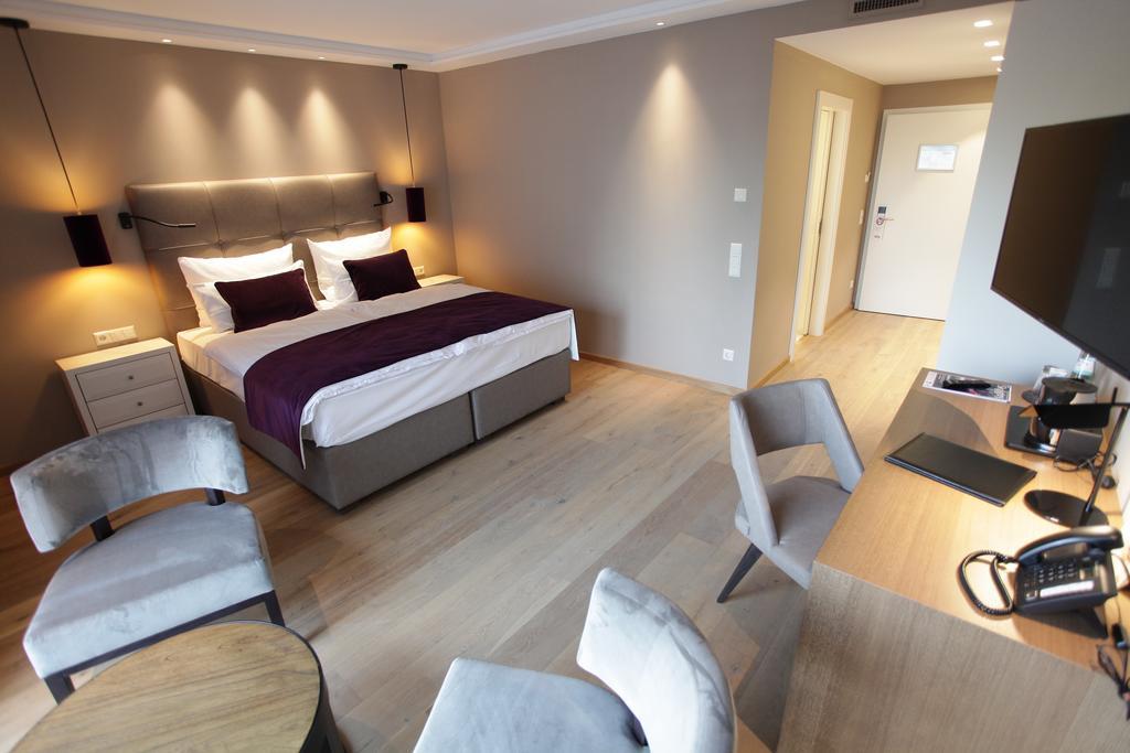 Hotel Aurelia Aldingen  Екстериор снимка