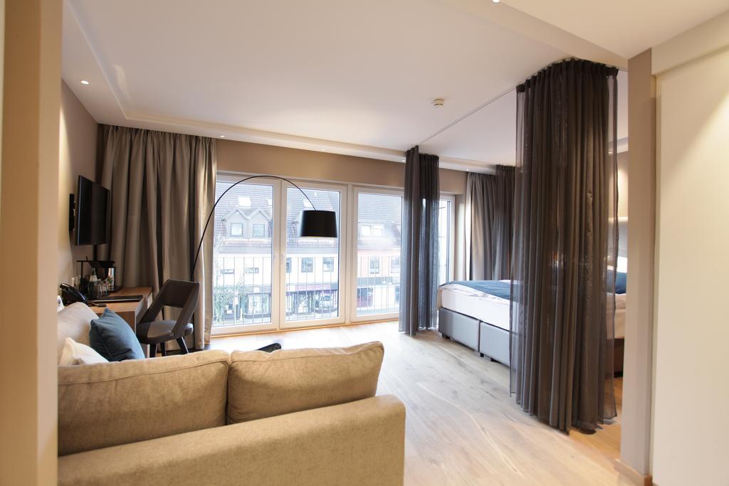 Hotel Aurelia Aldingen  Екстериор снимка